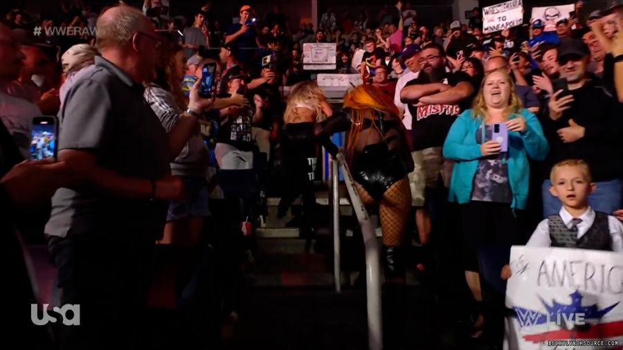 beckyraw20230814_00_03_27_10_Still1093.jpg
