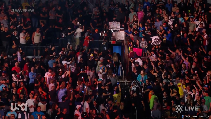 beckyraw20230814_00_03_32_05_Still1122.jpg