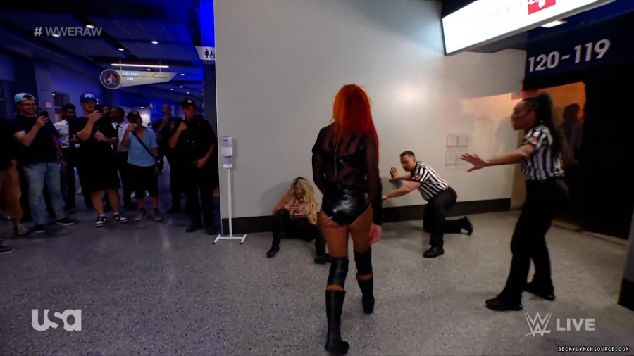 beckyraw20230814_00_03_37_20_Still1140.jpg