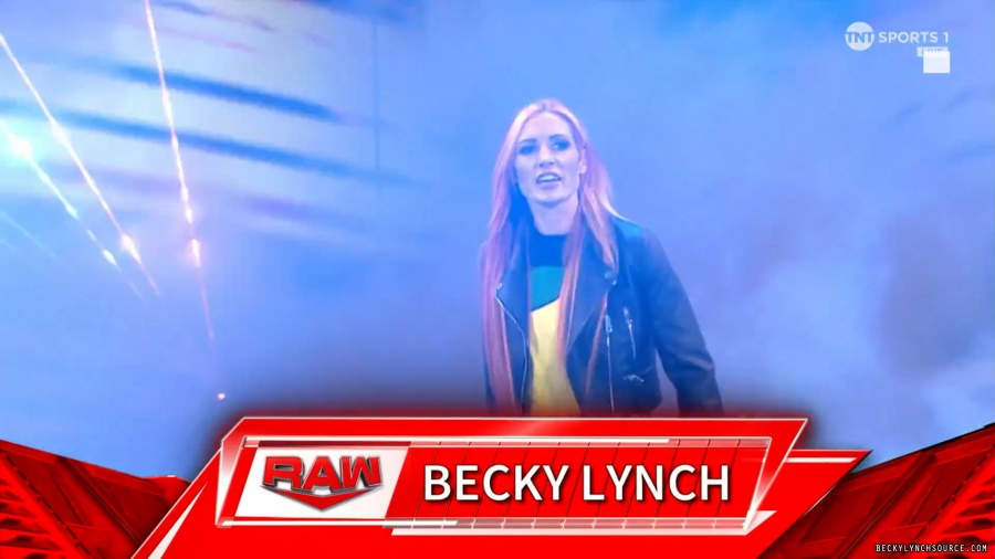 beckyraw20230812_00_00_04_05_Still024.jpg