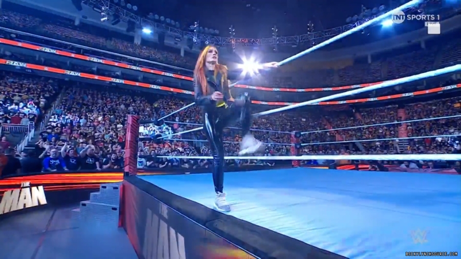 beckyraw20230812_00_00_12_05_Still069.jpg