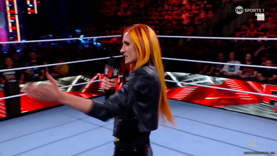 beckyraw20230812_00_01_17_25_Still217.jpg