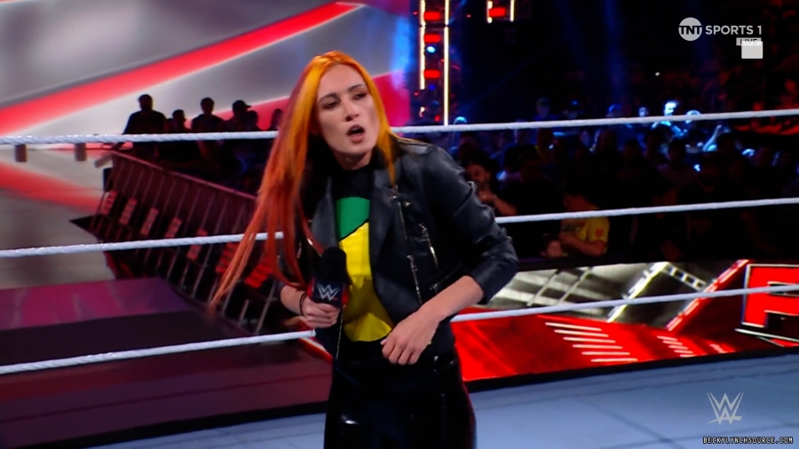 beckyraw20230812_00_01_23_10_Still250.jpg