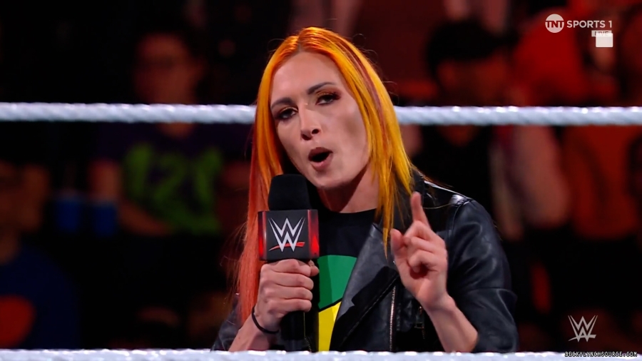 beckyraw20230812_00_01_36_25_Still331.jpg