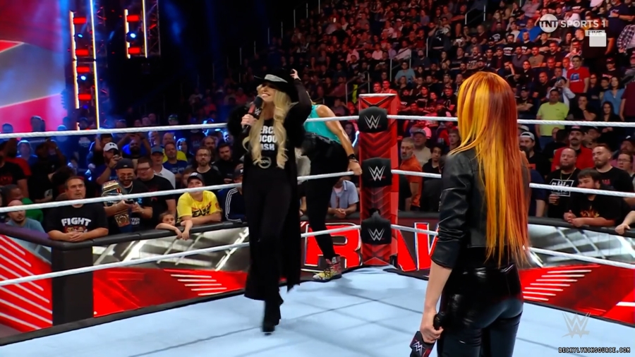 beckyraw20230812_00_02_26_20_Still447.jpg