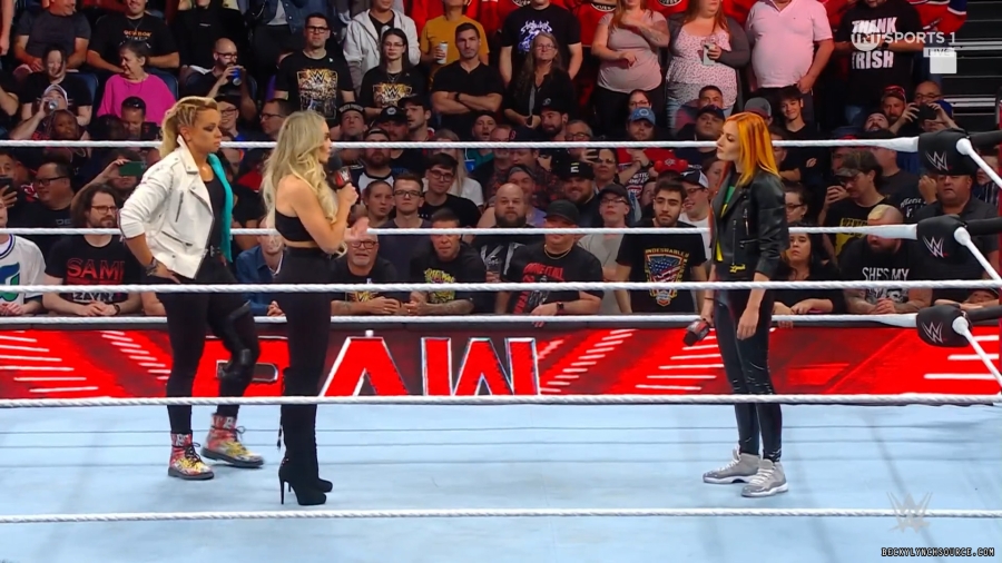 beckyraw20230812_00_02_46_05_Still511.jpg