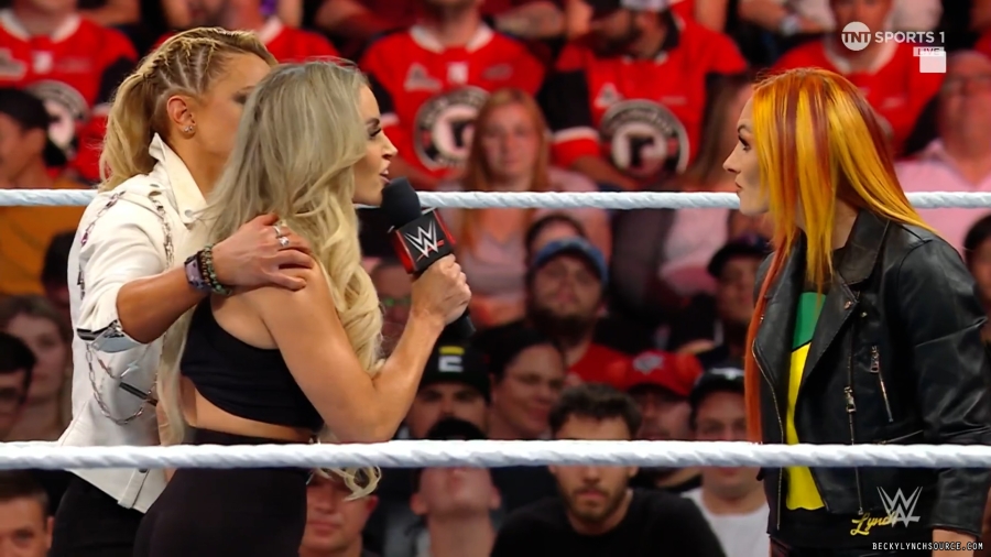 beckyraw20230812_00_03_39_15_Still668.jpg