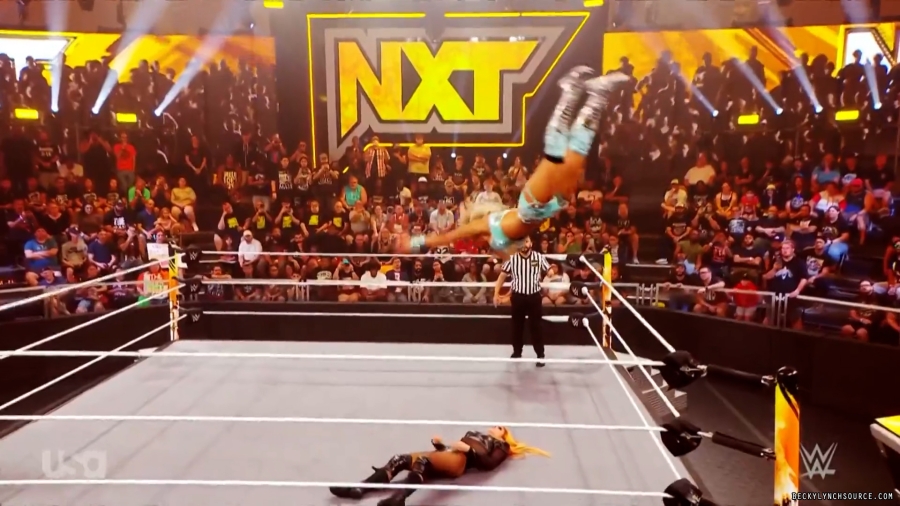 beckyraw20231225_00_00_08_10_Still024.jpg