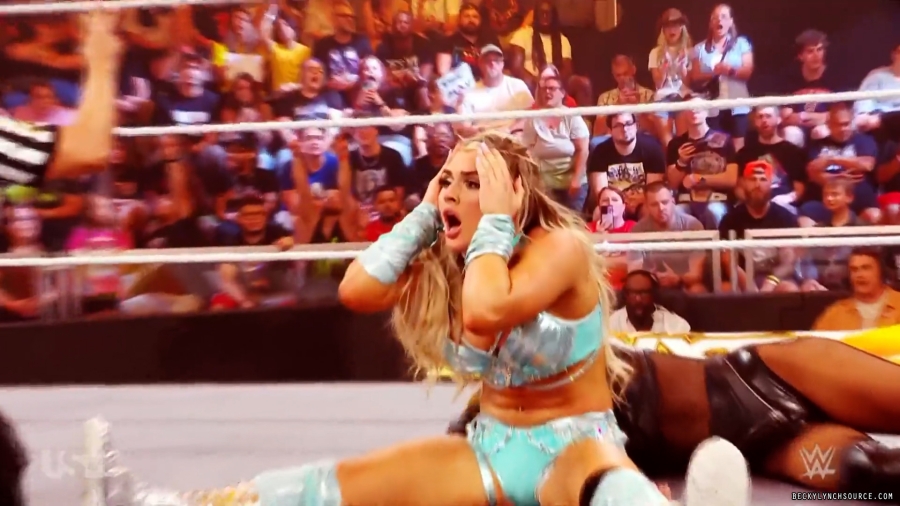 beckyraw20231225_00_00_09_00_Still028.jpg