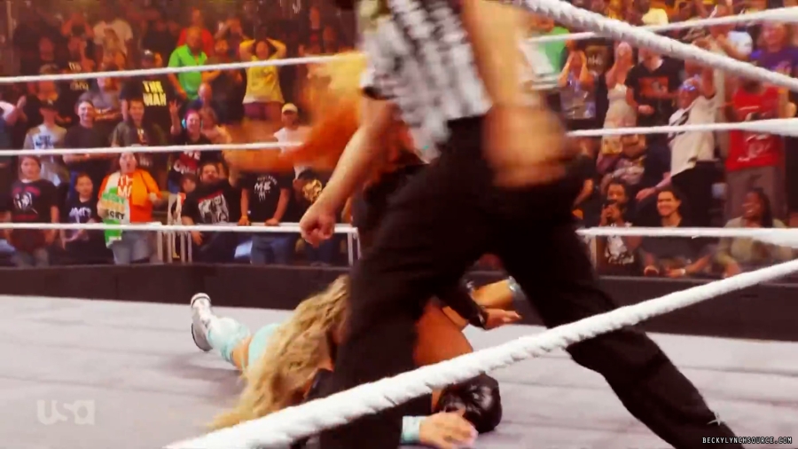 beckyraw20231225_00_00_13_20_Still053.jpg