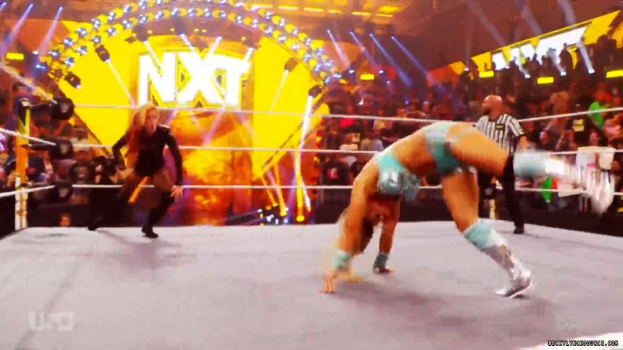 beckyraw20231225_00_00_15_15_Still061.jpg