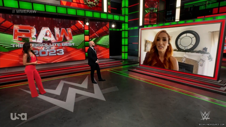 beckyraw20231225_00_00_45_25_Still202.jpg