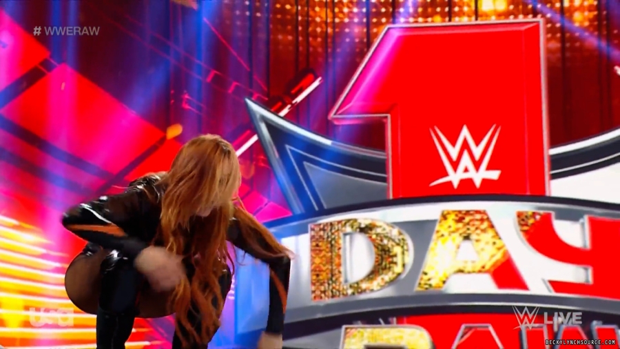 beckyraw20240101_00_02_34_25_Still652.jpg