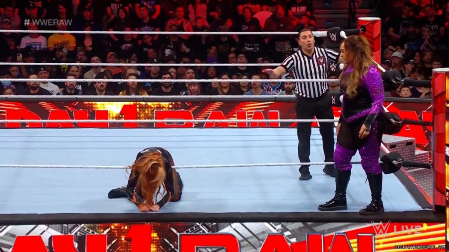 beckyraw20240101_00_03_52_00_Still1034.jpg