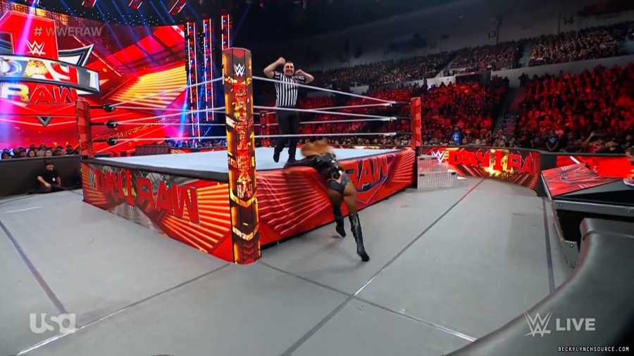 beckyraw20240101_00_04_09_00_Still1116.jpg