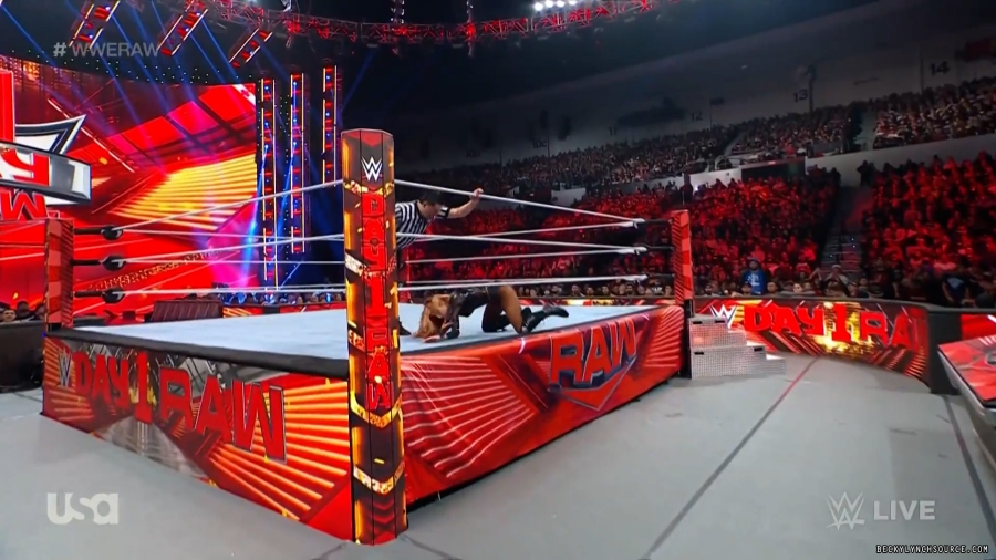 beckyraw20240101_00_04_09_10_Still1118.jpg