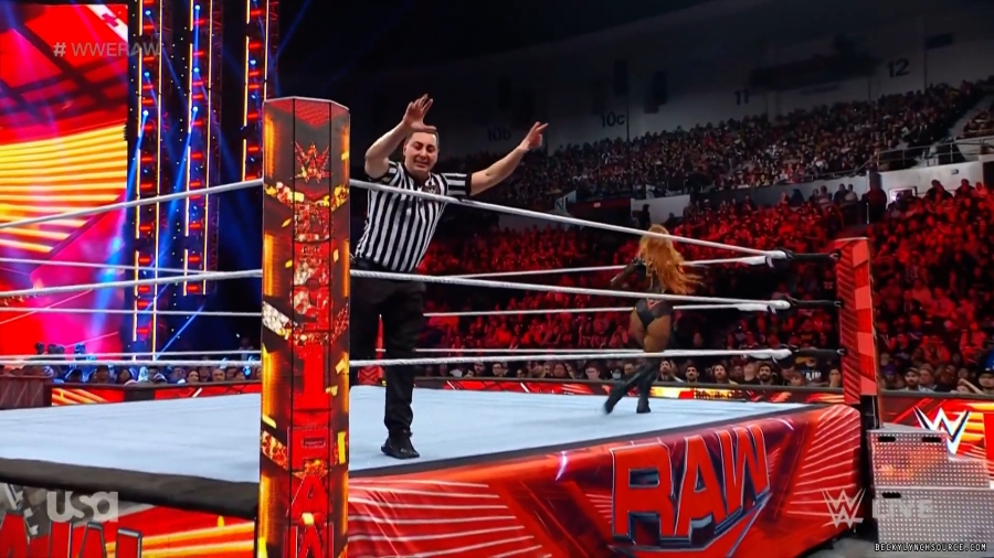 beckyraw20240101_00_04_10_05_Still1123.jpg