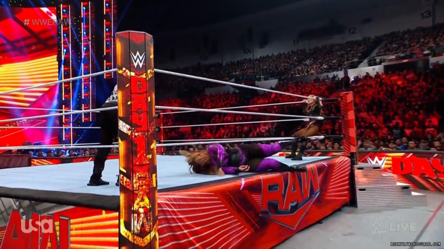 beckyraw20240101_00_04_11_25_Still1132.jpg