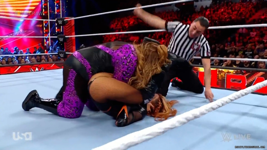 beckyraw20240101_00_04_22_10_Still1194.jpg