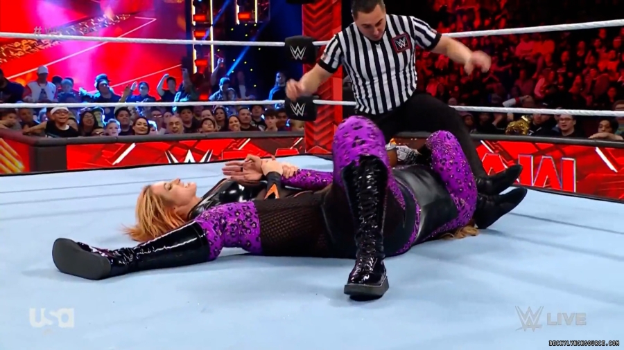 beckyraw20240101_00_04_24_25_Still1209.jpg