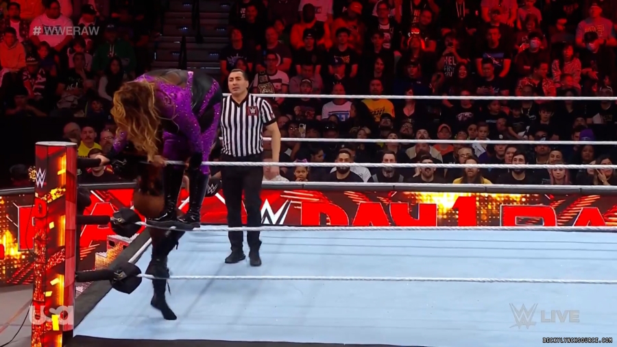 beckyraw20240101_00_04_45_20_Still1321.jpg