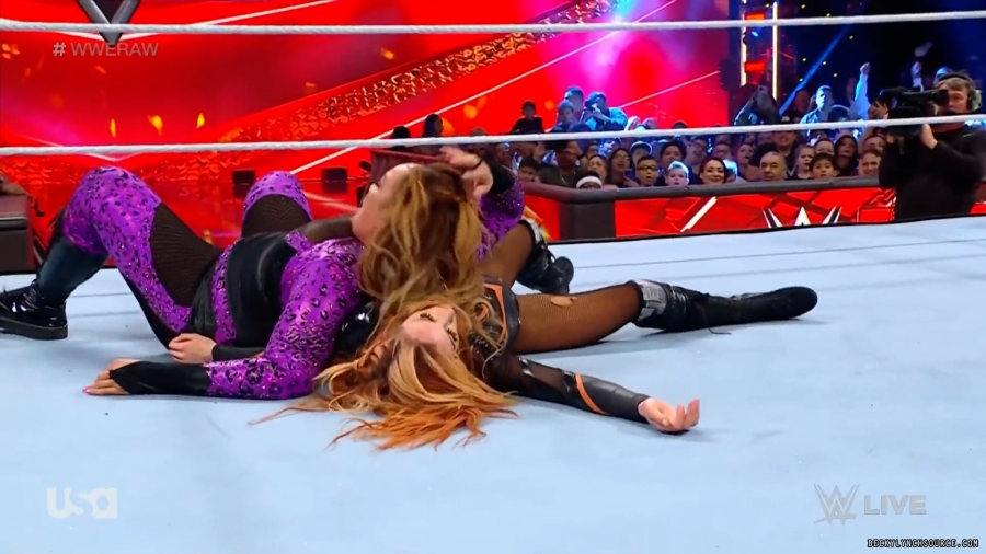 beckyraw20240101_00_04_51_25_Still1358.jpg