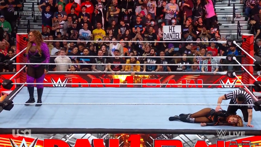 beckyraw20240101_00_05_31_00_Still1496.jpg