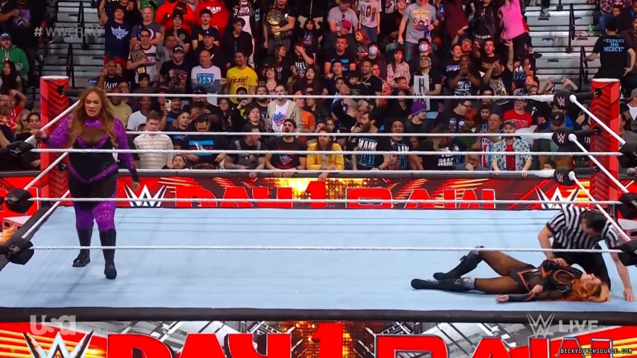 beckyraw20240101_00_05_31_10_Still1498.jpg