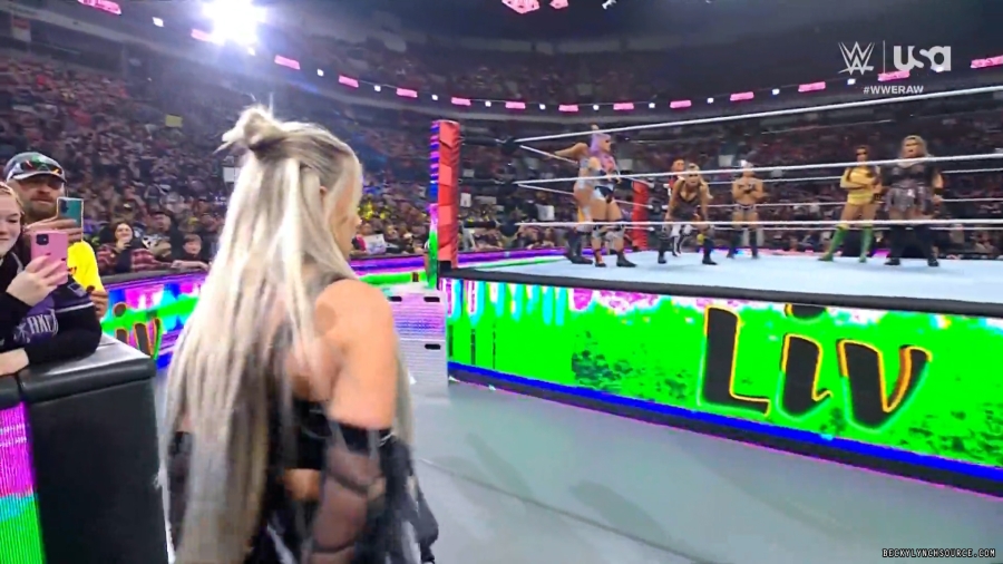 beckyraw20240422_00_01_14_25_Still293.jpg