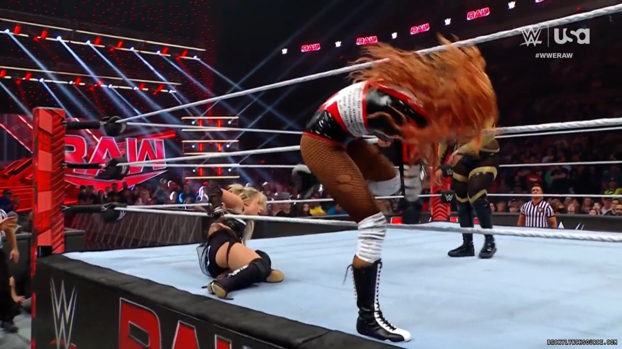 beckyraw20240422_00_05_57_00_Still1142.jpg