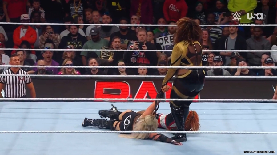 beckyraw20240422_00_06_08_25_Still1211.jpg
