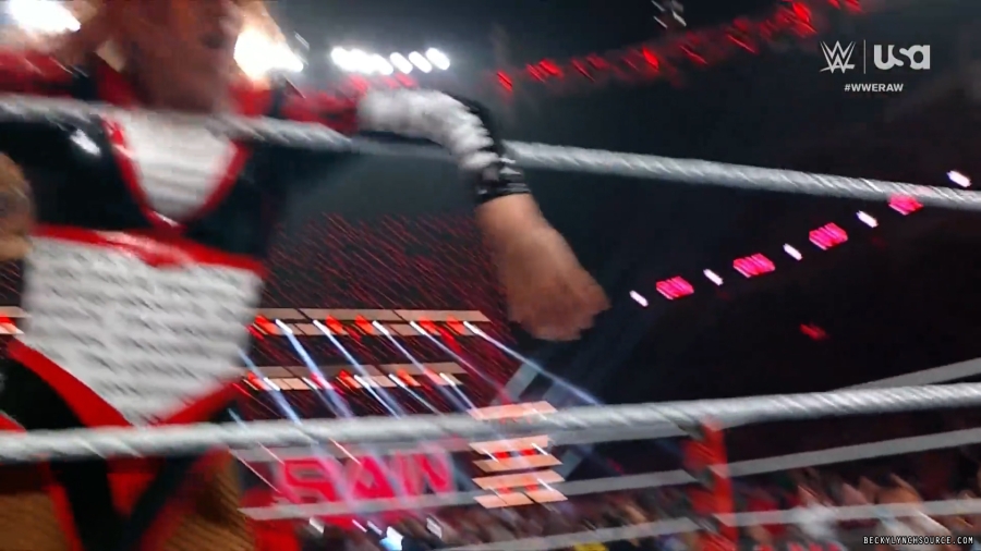 beckyraw20240422_00_06_18_25_Still1252.jpg