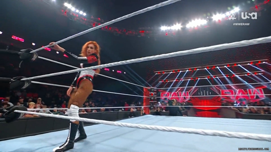 beckyraw20240422_00_06_23_25_Still1269.jpg