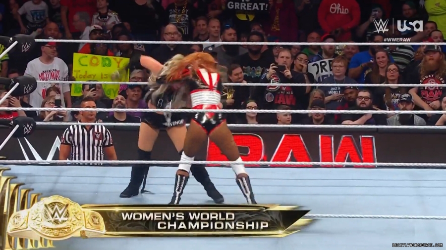 beckyraw20240422_00_06_28_10_Still1290.jpg