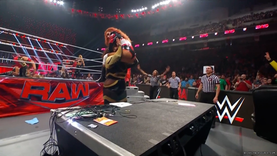 beckyraw20240422_00_07_11_25_Still1539.jpg