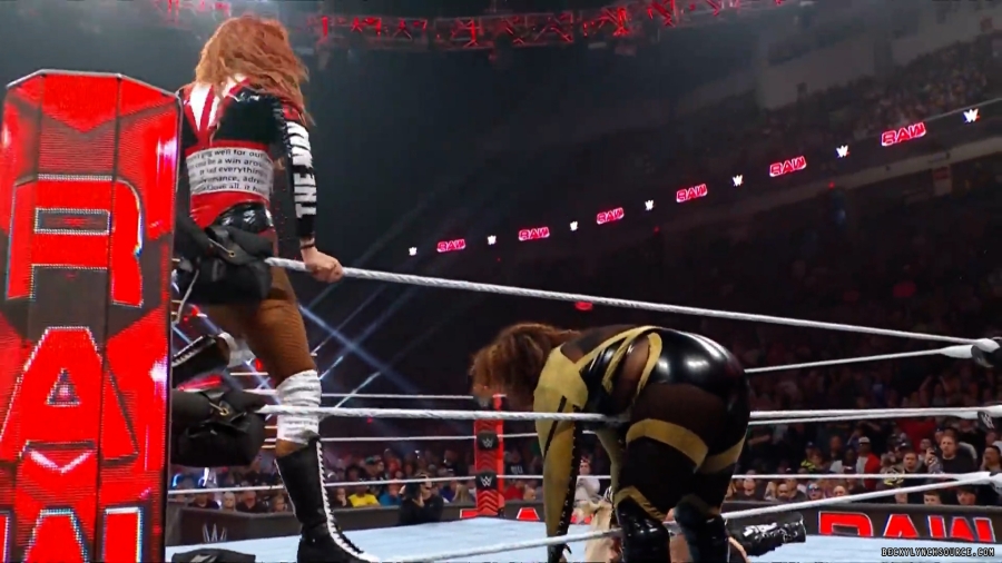 beckyraw20240422_00_07_15_00_Still1557.jpg