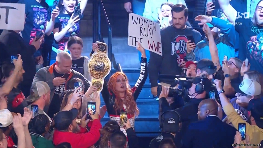 beckyraw20240422_00_07_45_20_Still1731.jpg