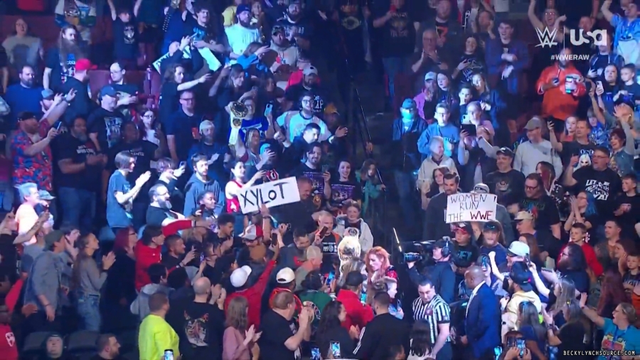 beckyraw20240422_00_07_53_25_Still1780.jpg
