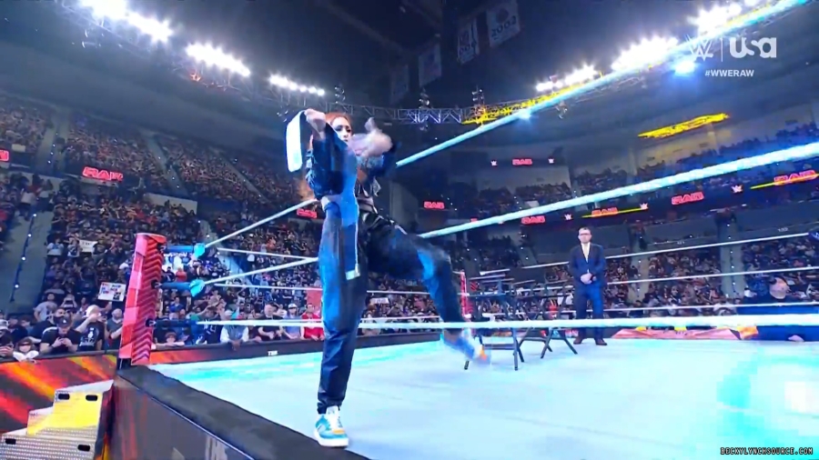 beckyraw20240506_00_00_51_15_Still096.jpg