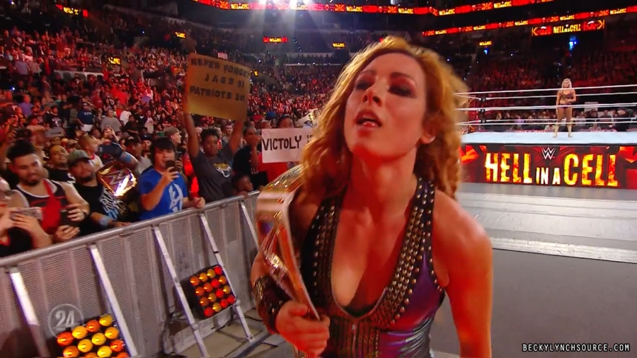 beckywwe24theman_Still1748.jpg