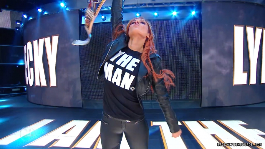 beckywwe24theman_Still1869.jpg