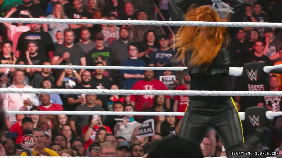 beckywwe24theman_Still3644.jpg