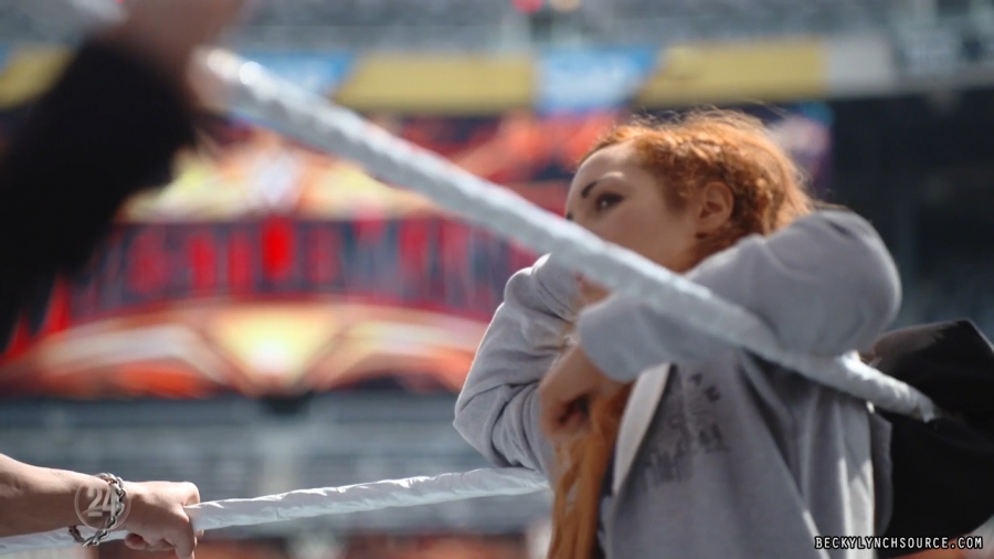 beckywwe24theman_Still3977.jpg