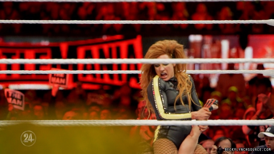 beckywwe24theman_Still4538.jpg