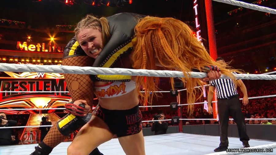 beckywwe24theman_Still4636.jpg