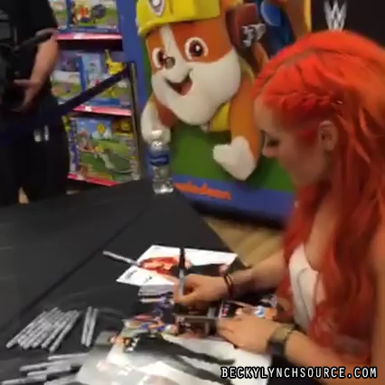 BeckyFB20160820_Still712.jpg BeckyFB20160820_Still712.jpg