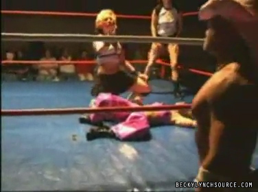 Rebecca_Knox_vs_Lufisto_Still615.jpg