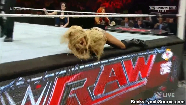 Click to view full size image
==============
Becky20150914-02_Still084.jpg Becky20150914-02_Still084.jpg