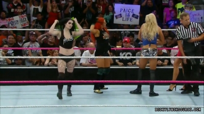 Click to view full size image
==============
Becky20151026_Still038.jpg Becky20151026_Still038.jpg