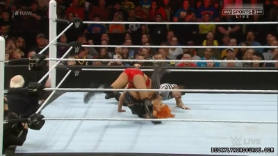 Becky20151130-02_Still560.jpg